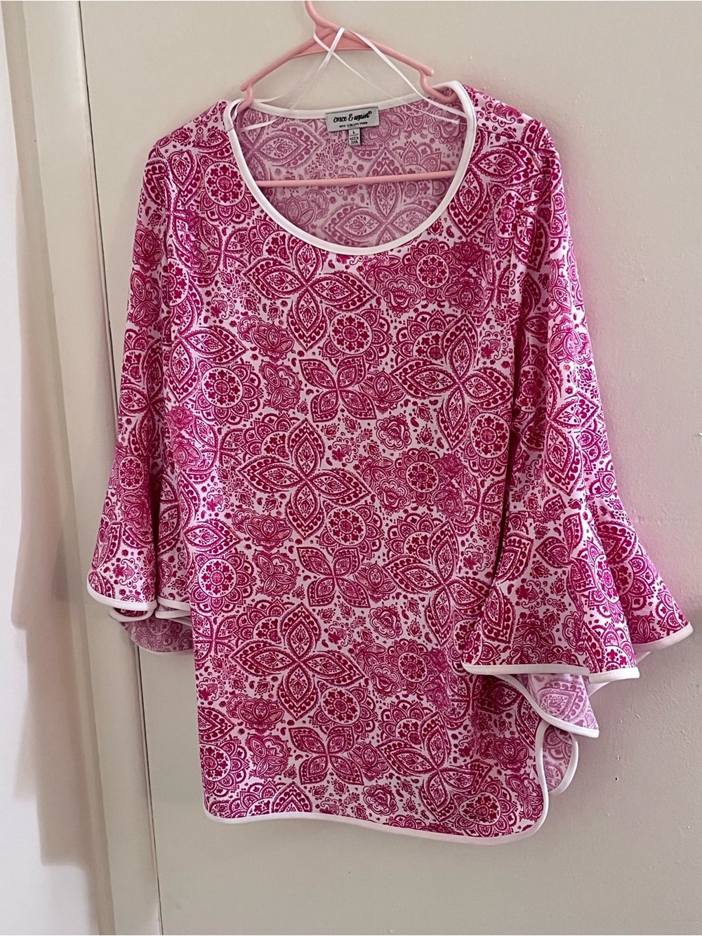 Once & Again NY Collection L Pink White Paisley Bell Sleeve Tunic